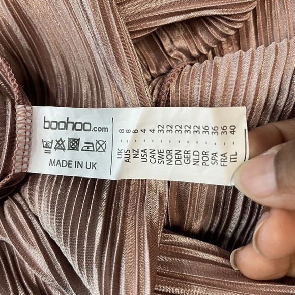 Women Metallic Golden Midi Skirt Size 4 Pleated Stretch - Picture 11 of 11